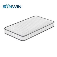 Fabricant de matelas vente en gros, matelas de berceau de bébé personnalisé bon prix, compressé dans une boîte en Carton