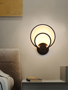 Applique murale moderne et créative en acrylique avec courbes, applique murale nordique en forme de <span class=keywords><strong>serpent</strong></span>, applique murale à LED pour la maison, les hôtels, les décors et les luminaires - Product Image 2