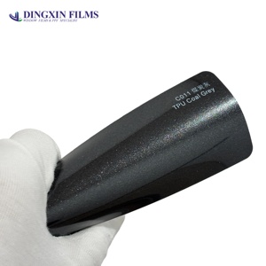 Película Protectora para Automóviles de TPU Color Gris Carbón Intenso, Acabado Gris Grafito Ahumado, OEM/ODM, Autoregenerable, Antiarañazos, 7.5mil, Directo de Fábrica - Product Image 2