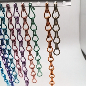 <span class=keywords><strong>Rete</strong></span> <span class=keywords><strong>a</strong></span> catena <span class=keywords><strong>a</strong></span> doppio gancio in acciaio inossidabile Anti-corrosione con tenda in metallo decorativo colorato squisito personalizzato - Product Image 3