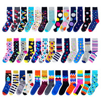 Chaussettes en coton à motif imprimé personnalisé, fantaisie et amusantes, avec logo de marque, pour un style décontracté et tendance.