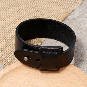 Bracciale da Uomo in Pelle Stile Retrò, Alta Qualità, Personalizzabile, in Vera Pelle Bovina, Accessorio <span class=keywords><strong>Moda</strong></span> Semplice e Vintage - Product Image 4