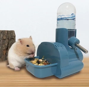 ขวดน้ำแขวนสำหรับแฮมสเตอร์ 3 in 1 พร้อมที่จ่ายน้ำอัตโนมัติ  ฐานใส่อาหาร และฐานเป็นที่หลบซ่อนสำหรับแฮมสเตอร์แคระ - Product Image 3