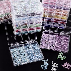 Lot de 12 grilles de strass 3D à dos plat de tailles variées pour ongles, fournitures de petites breloques en résine acrylique, <span class=keywords><strong>cristal</strong></span> et perles pour DIY - Product Image 1