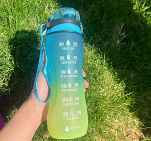 Botella de Agua Deportiva de Lujo 2026, 750 ml, Colorida, con Logotipo Personalizado al por Mayor, Forma Curva en S, Botella de Gimnasio de Plástico, a Prueba de Fugas, Taza Portátil - Product Image 4