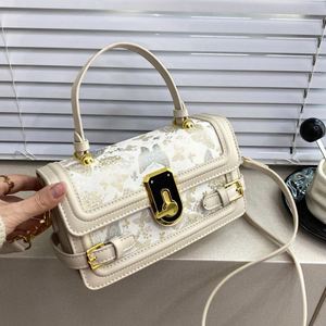 2025 New Factory Wholesale Handbags for Young Women, <b>Small</b> Square <b>Bags</b> for Women, Fashion Design for Women, Wallet for Women - Product Image 5