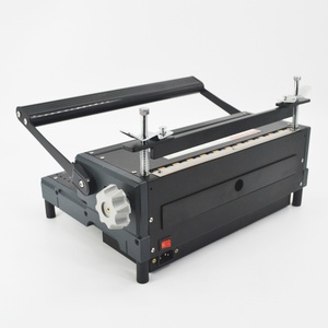 Máquina de encuadernación <span class=keywords><strong>Velo</strong></span> con borde de libro de papel de 10/12 pines eléctrica de tamaño A4 de escritorio de/V12