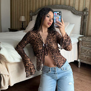 Chemise à manches longues en maille légère à imprimé léopard, col en V transparent avec bordure à volants, nouée devant, nouvelle collection automne - Product Image 6