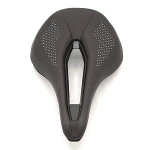 ZOYOSPORTS léger route tout-terrain <span class=keywords><strong>vtt</strong></span> cyclisme siège <span class=keywords><strong>de</strong></span> course en cuir Gel PU plastique et carbone <span class=keywords><strong>selle</strong></span> <span class=keywords><strong>de</strong></span> vélo pour hommes femmes - Product Image 2