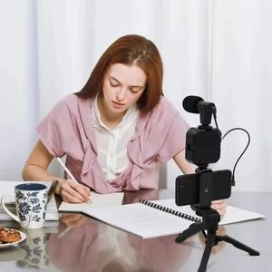 AY49 porta treppiede Mini microfono LED luce di riempimento telecomando per TikTok Live streaming <span class=keywords><strong>Video</strong></span> YouTub - Product Image 2