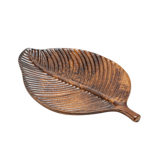 Bandeja de Servir con Diseño de Hojas de Nogal, Madera Sólida, Tamaño Mediano, Plato para Frutas, Uso Doméstico y en la Comedor - Product Image 5