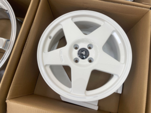 Jantes de performance 4x100 16x6.5 Motorsport, jantes blanches style 1692, roue forgée Mo5 pour <span class=keywords><strong>Audi</strong></span> Sport <span class=keywords><strong>Quattro</strong></span> S1 E2 Coupé <span class=keywords><strong>GT</strong></span> 1983 - Product Image 2