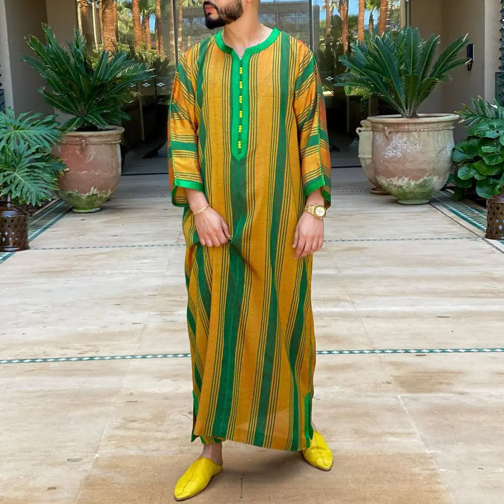 2022 Offre Spéciale arabie Saoudite style Ethnique mode rayé musulman ample décontracté robe ramadan abaya caftan robe hommes Vêtements islamiques
