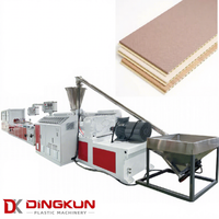 Mesin Pembuat Papan Dekorasi PVC Mesin Ekstrusi Profil Papan Dinding Jalur Produksi Panel Dinding/Plafon Plastik Harga Bagus