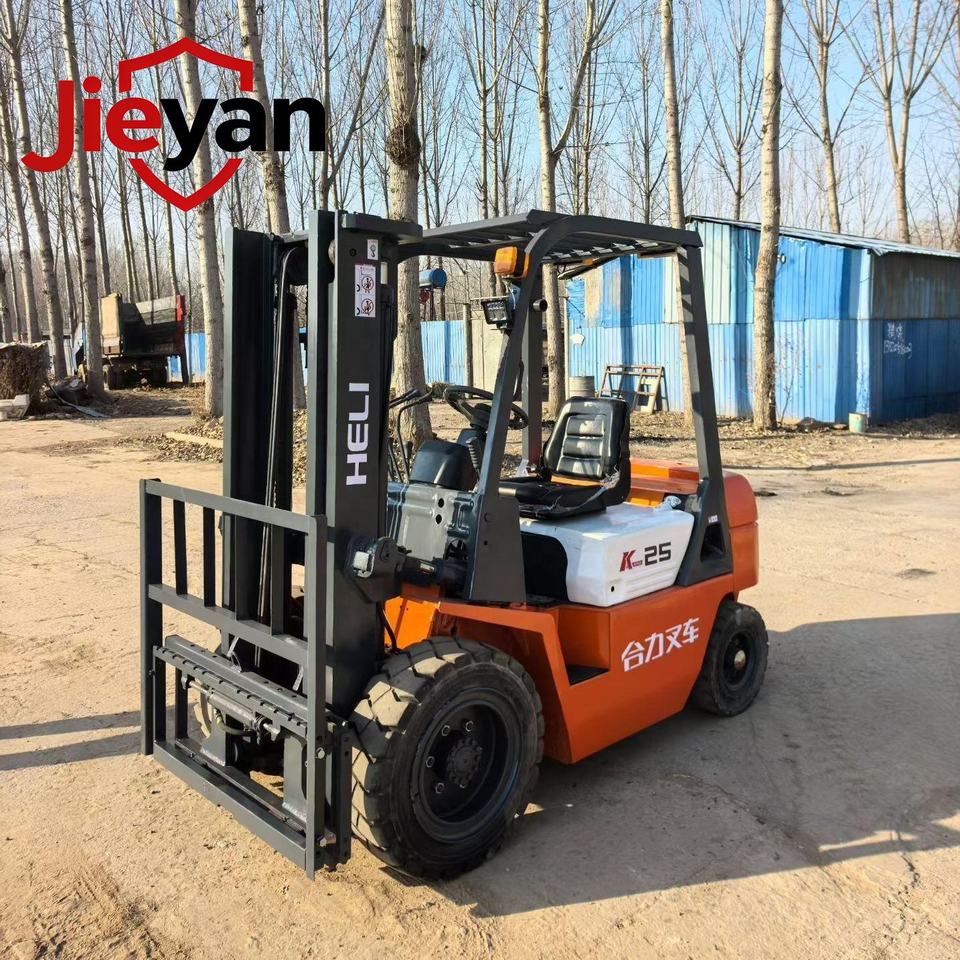 Second-Hand Heli 2.5 Ton Diesel Forklift with Soft Clamp Heli Fork ...