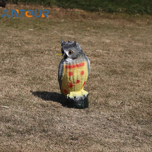 Ornements de hibou en plastique pour effrayer les oiseaux - Product Image 3