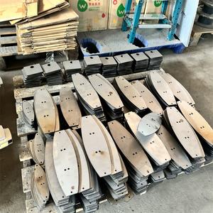 カスタムレーザー切断曲げスタンピング板金加工部品304 201 316 430ニッケルメッキステンレス鋼 - Product Image 1