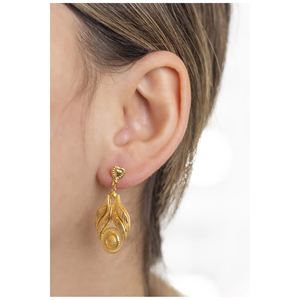   Boucles d'oreilles pendantes en or 22 carats avec perle d'eau douce et diamant, design géométrique, pour mariages, fêtes, cadeau idéal - Product Image 1
