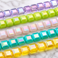 Perles carrées en verre à trou droit, multicolores, facettées, en forme de cube, pour la fabrication de bijoux, logo personnalisé, collier et bracelet DIY, vente en gros