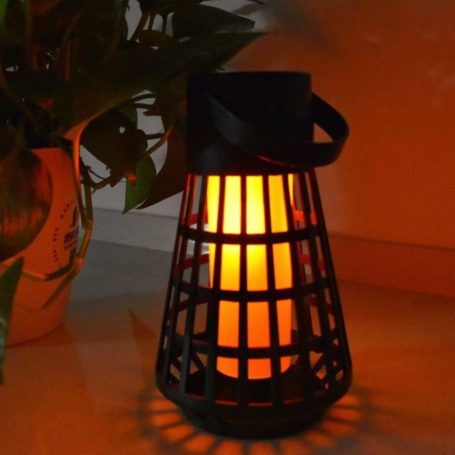 Portable Solar Powered LED Flame Flickering Garden Lamp Waterproof 3-in-1 Wall Lantern for Outdoor Lawn Decor IP65 for Camping