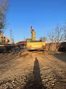 รถตักดิน Komatsu มือสองราคาประหยัดเครื่องขุดดิน PC220-7มีประสิทธิภาพสูงปั๊มคุณภาพดี PC200 PC220 - Product Image 3