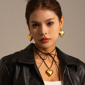 Collar Ajustable <span class=keywords><strong>J</strong></span>&<span class=keywords><strong>D</strong></span> de Acero Inoxidable Chapado en Oro de 18K con Cordón Negro y Colgante de Corazón 3D para Mujer - Product Image 1