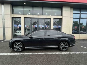 <span class=keywords><strong>VW</strong></span> Magotan 2025 Edición 200M 330TSI DSG Chasis de Lujo B9 Venta al por Mayor de Autos Usados - Product Image 2