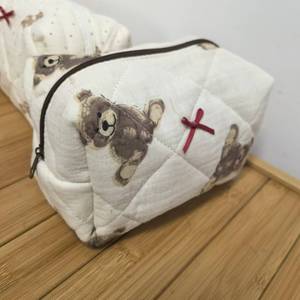 Borsa Cosmetica in Cotone con <span class=keywords><strong>Orsetto</strong></span> e Fiocco, Pronta Consegna, Beauty Case da Viaggio Trapuntato con <span class=keywords><strong>Orsetto</strong></span> e Fiocco - Product Image 2