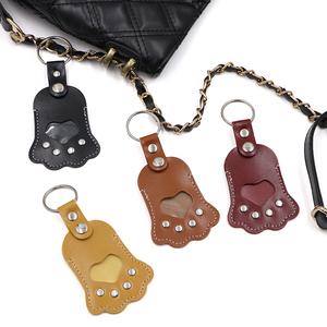 Cute cat Paw Keepsake Pouch Outdoor Portable Pet Fur Memorial Keychain Pet Loss Gift PU Leather Pet Hair Storing Holder