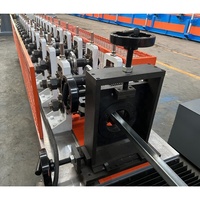 Machine de formage à froid de profilés en U pour planchers grillagés soudés en acier galvanisé de 1,5 mm à 2,0 mm d'épaisseur pour rayonnages de stockage d'entrepôt