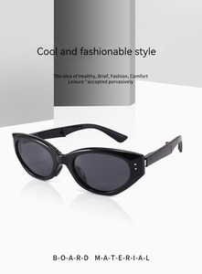 Gafas de Sol Plegables Portátiles 2024, UV400, Montura Completa Blanca, Unisex, Estilo Europeo-Americano, Ojo de Gato, de Lujo - Product Image 2