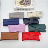 Vente en gros Etui à lunettes en cuir PU personnalisable Logo gratuit imprimé Lunettes de soleil portables et lunettes de myopie pour hommes et femmes