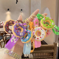 Großhandel 3D Süße Donut Kawaii Lebensmittel Dessert Weicher PVC Schlüsselanhänger Charm Anhänger für Party Souvenirs Geschenkshop Merchandise