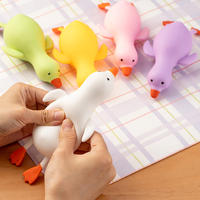 Nouveau Grand Canard Jaune Mignon en TPR, Jouet Sensoriel Anti-Stress à Remontée Lente, Doux et Moelleux, pour Enfants et Adultes