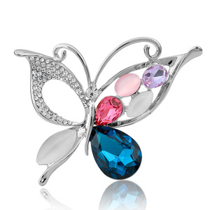 Beautiful Large Retro Eco-Friendly Wedding Gold Plated Alloy Fashion Diamond Rhinestone Butterfly Brooch for Women Plating Gift - Product Image 1