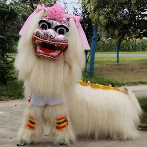 Danza del Leone Tradizionale di Alta Qualità, Leone Bianco Sorridente in Pelo di <span class=keywords><strong>Yak</strong></span>, per Due Persone, Spettacolo di Capodanno per Adulti - Product Image 1