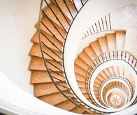 Escalier en colimaçon extérieur anti-corrosion en acier galvanisé, marches antidérapantes pour villa et hôpital, facile à installer