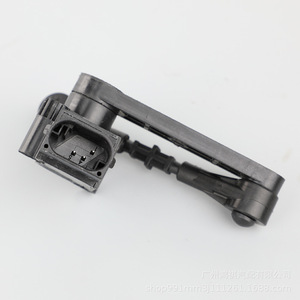 Sensor de Altura Land Rover LR023648-S para Sistema de Suspensión Neumática, Pieza de Repuesto - Product Image 2
