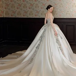 2023 свадебное платье с вышивкой без бретелек свадебное платье с большим хвостом и красивой вуалью на шнуровке бальное платье принцессы