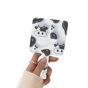Miroir de maquillage portable carré avec logo personnalisé, motif vache laitière, mini miroir cosmétique à poignée pour cadeau beauté - Product Image 4