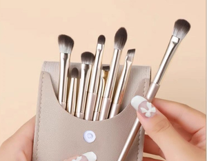 Nuevos productos 5 estrellas Comentarios 14 piezas Juego de brochas de maquillaje de neón Muestra gratis Logotipo personalizado Sin logotipo Pinceles de maquillaje coloridos - Product Image 3