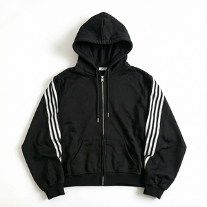 Sudadera con Capucha Negra Unisex con Mangas a Rayas Blancas, Corte Holgado, Felpa, Informal, para Primavera, con Estampado Digital - Product Image 1