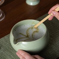 Ensemble Matcha Personnalisé en Gros : Chawan en Céramique, Fouet en Bambou à 100 Dents, Support pour Fouet, Cuillère Chashaku, Passoire, Boîte de Rangement, Ensemble Matcha OEM