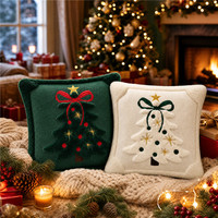 Housses de coussin de Noël 2026 les plus vendues en gros, nouveau style, taies d'oreiller sapin de Noël, coussins décoratifs personnalisés pour canapé de fêtes