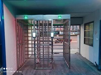 Pintu Putar Tinggi Penuh dari Cina yang Laris Manis dan Sangat Direkomendasikan, Terbuat dari Baja Anti Karat 304 untuk Kontrol Akses Keamanan dengan QR