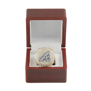 Anillo de Campeonato de los Atlanta Braves 2021, Chapado en Platino, Aleación con Cristales de Estrás, Diseño Tradicional con Cierre Magnético, para Hombre - Product Image 5