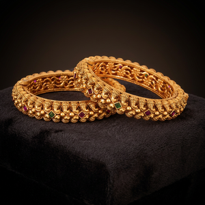 Achetez en ligne des bracelets classiques pour femmes de qualité export, motif plume antique, ouvrables, style Inde du Sud, plaqué or mat, sans nickel ni plomb - Product Image 3