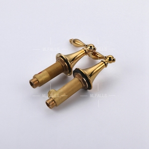 Rubinetto per <span class=keywords><strong>Lavabo</strong></span> da Bagno a 3 Fori Nuovo Design Opaco Dorato - Product Image 5