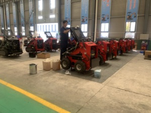 Mini Track Skid Stuur Loader Epa Motor Unieke Bouwmachines Voorlader Wiellader Graafmachine Backhoe Motor Kern - Product Image 2