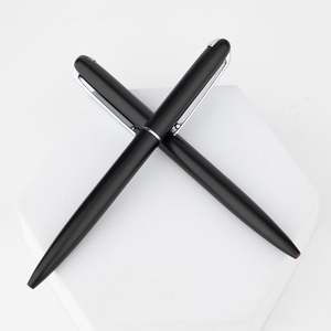 Bolígrafo Compacto y Portátil de Color Negro con Clip de Buena Calidad y Escritura Suave para Dama - Product Image 5